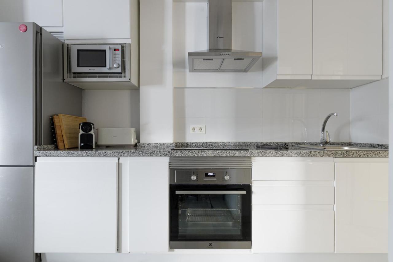 Caleta Homes - Apartamentos Pompidou Malaga Bagian luar foto