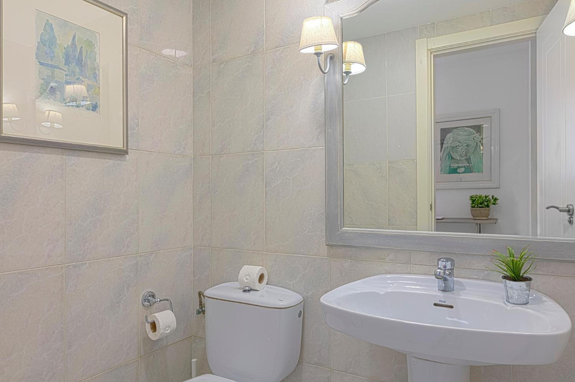 Caleta Homes - Apartamentos Pompidou Malaga Ruang foto